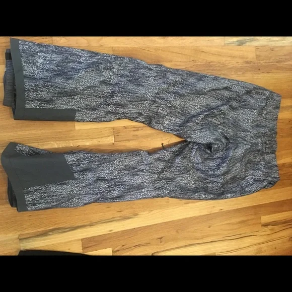 Patagonia insulated  Snowbelle snow snowboard ski pants trees forest size medium - Picture 3 of 11